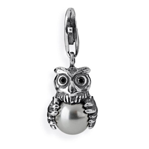 Animal Charm Eule aus Silber geschwärzt mit grauer Muschelkernperle Zirkonia und Karabiner