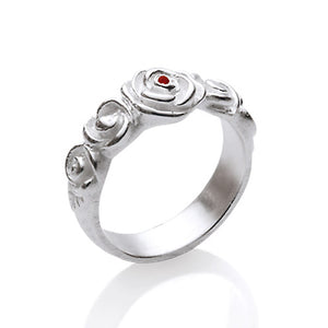 Hildegard K Rosen Ring aus Silber mit Rubin