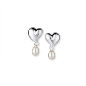 Crown of my Heart Ohrstecker Herz aus Silber mit weißer Süßwasserzuchtperle
