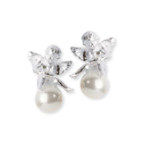 Pearl of Angels sitzender Engel Ohrstecker aus Silber mit weißer Muschelkernperle